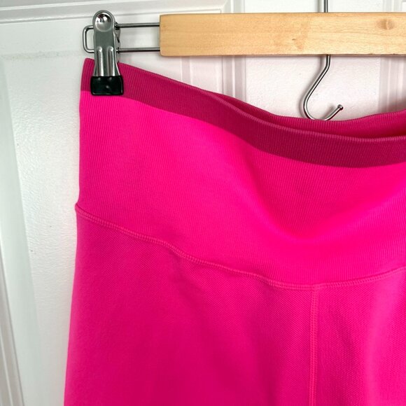 Joy Lab Short Size Large Bright Neon Pink Stretch Target - Picture 2 of 4